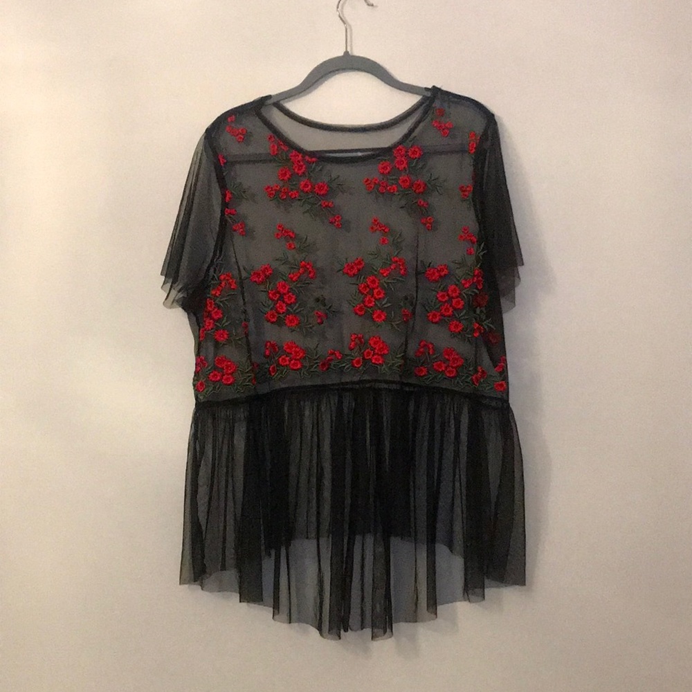 Plus size mesh floral embroider top